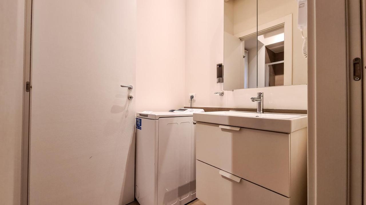 Porta Nuova Modern Apartment In The Center - 4 بيرغامو المظهر الخارجي الصورة